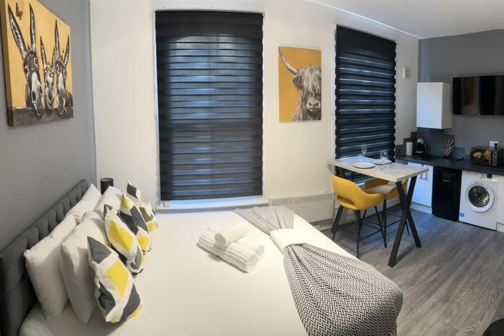Central London Studio 1Bedroom Экстерьер фото